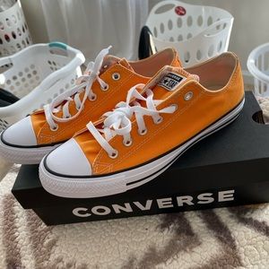 Chuck Taylor kumquat